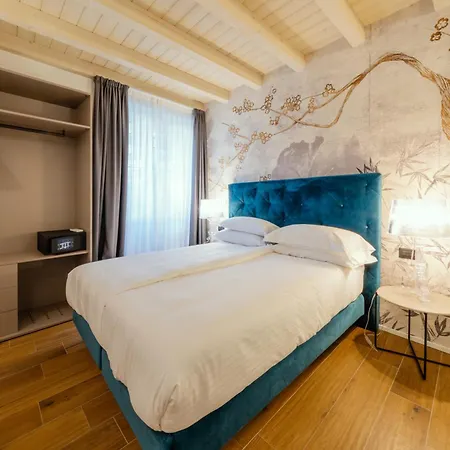 Il Vicolo Suite Apartments-Il Cortiletto Tignale Exterior photo